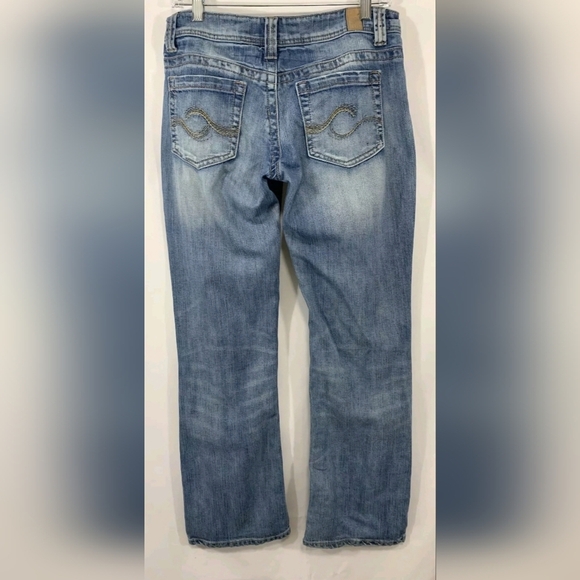 Maurices Morgan New Boot denim jeans size 9/10 reg.  Very nice. - Picture 5 of 7